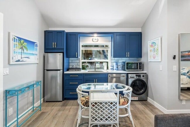 Photo - 72 S Ocean Blvd