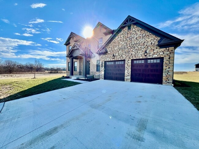 4827 Granada Ct