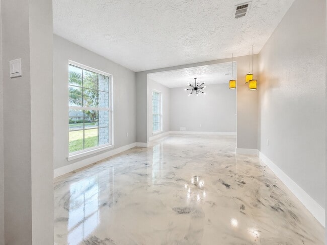 Photo - 15719 Red Springs Dr