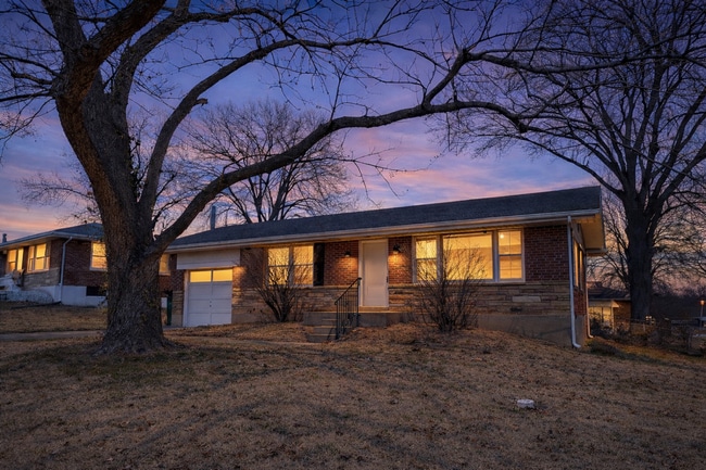 Building Photo - Fully Renovated Home with Sunroom, Garage & Huge Fenced Yard