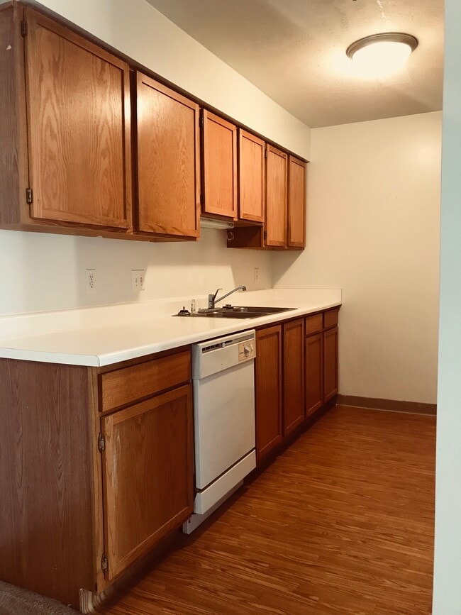 Photo - 1914 S 15th St