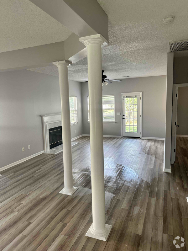 Building Photo - 2223 Sapling Cir Rental