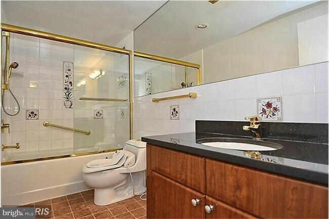 Photo - 5225 Pooks Hill Rd Unidad 1612N