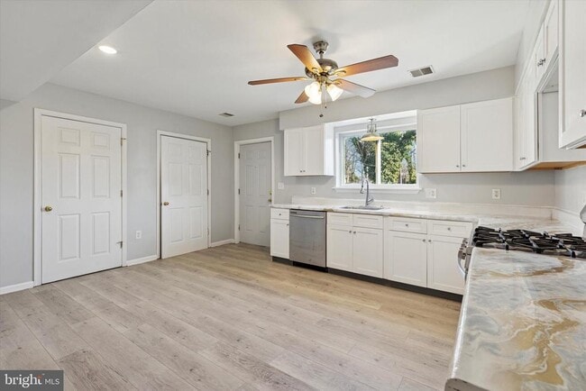 Photo - 908 Green St