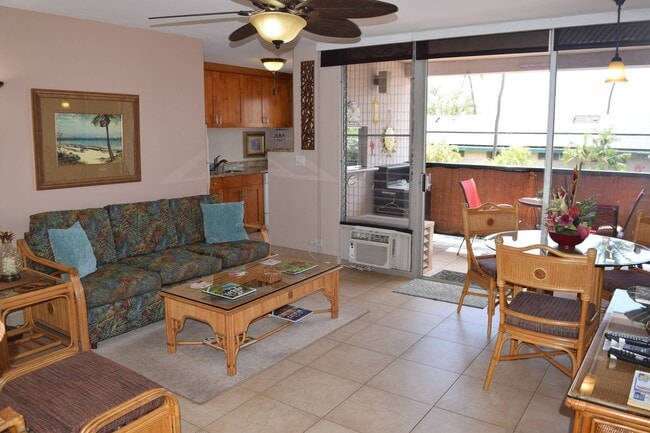 Building Photo - Kalama Terrace Upstairs Furnished Unit Ava...