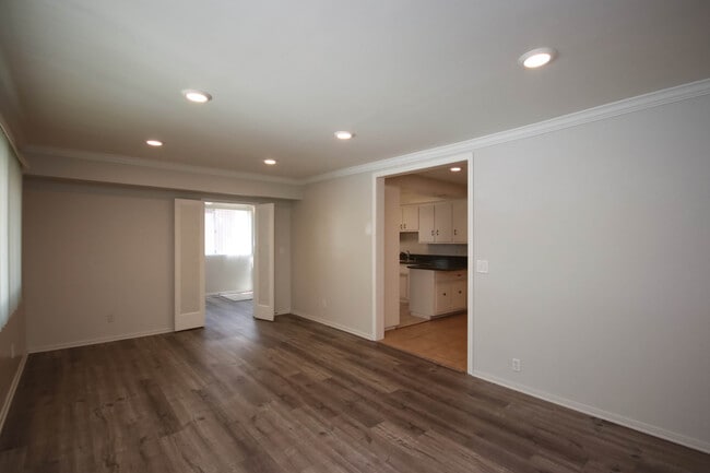 Photo - 241 S Hudson Ave