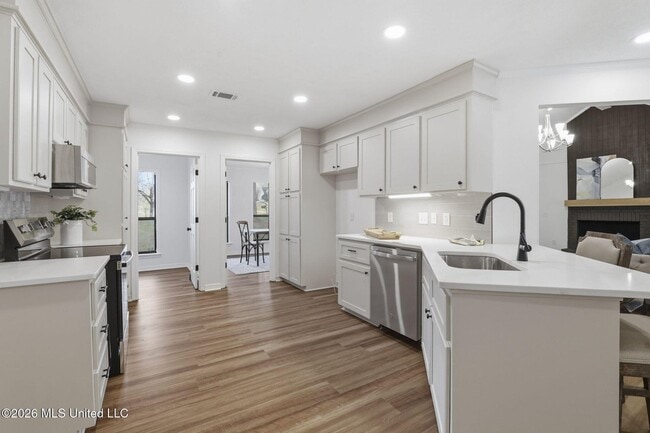 Photo - 409 Arundel Dr
