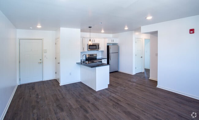 2BR, 2BA Living Room