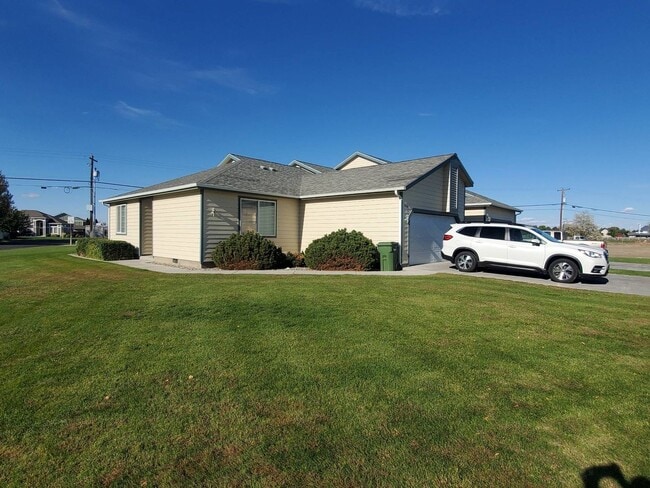 Photo - 9506 Goodrich Rd SE