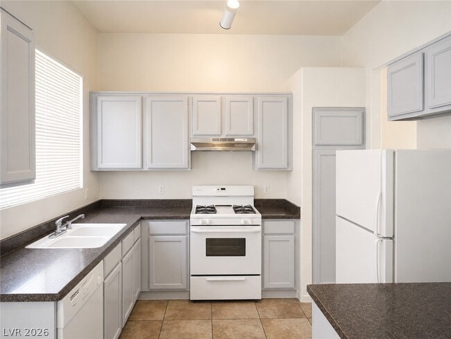 2108 Panther Pl