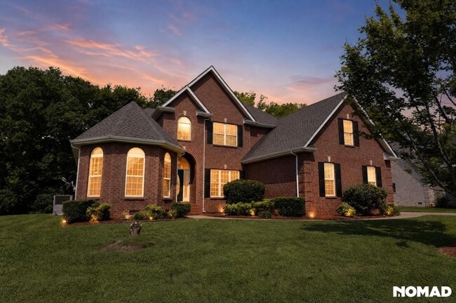 Building Photo - 2710 United Dr