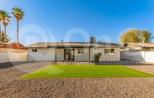 Photo - 8823 W Turney Ave