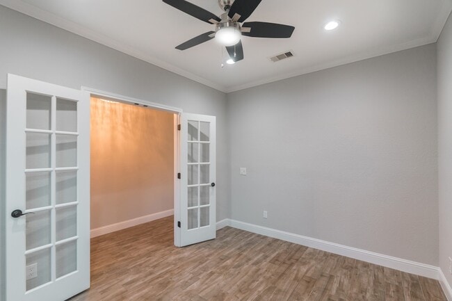 Photo - 50 Tidwillow Pl