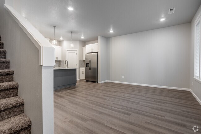 3BR, 2.5BA - 1,432SF - Grove at 162nd