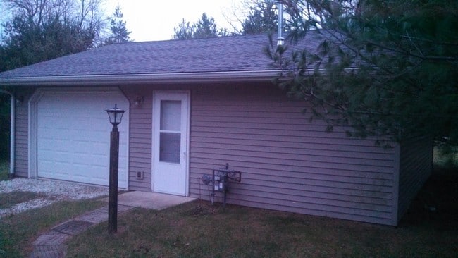 Photo - N1453 Spencer Lake Ct