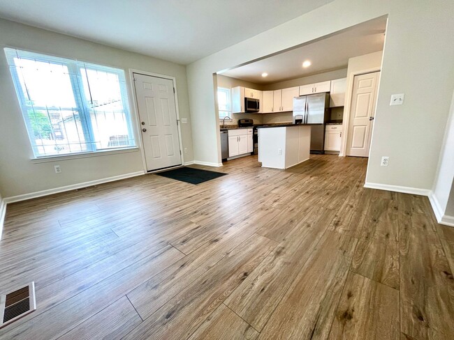 Photo - Beautiful, Spacious 3 bed/2 bath House near West Village!