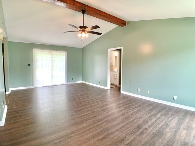 Photo - 511 Mallory Dr