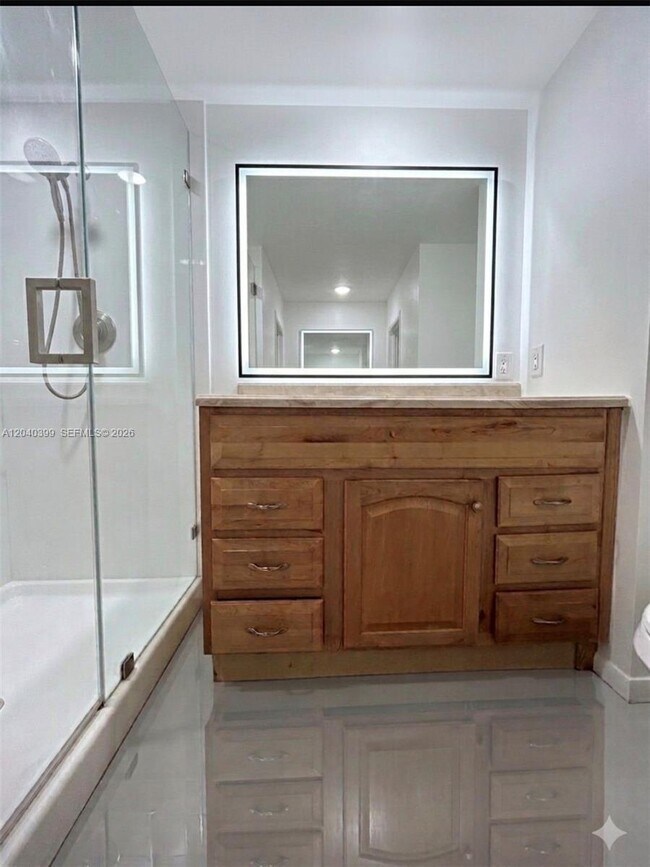 Photo - 10325 NW 11th St Unidad 101