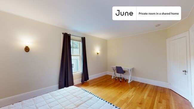 Photo - Room in Shared 5 bed/2 bath home Unidad D