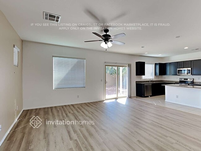 Photo - 1295 E Palomino Way