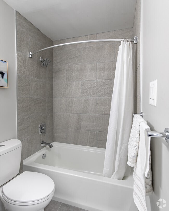 1BR, 1BA - 675SF