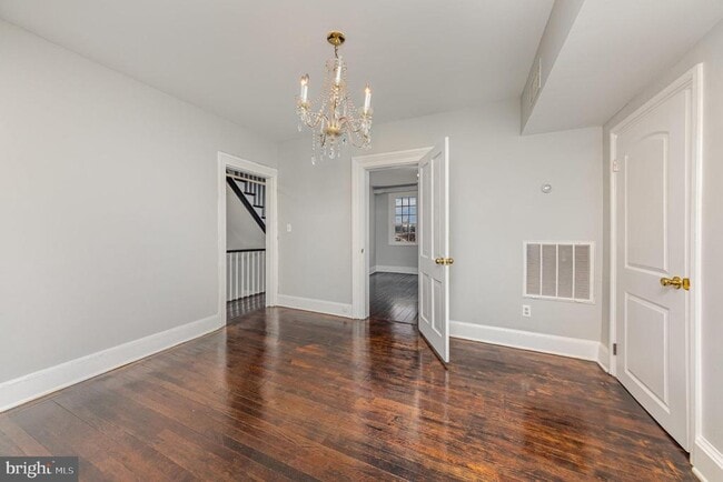 Photo - 503 Caroline St