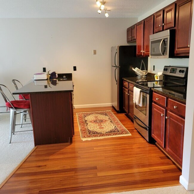 120 Fisherville Rd Unit 77