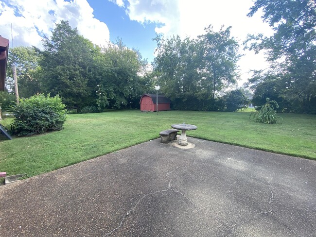 Photo - 625 Elaine Dr
