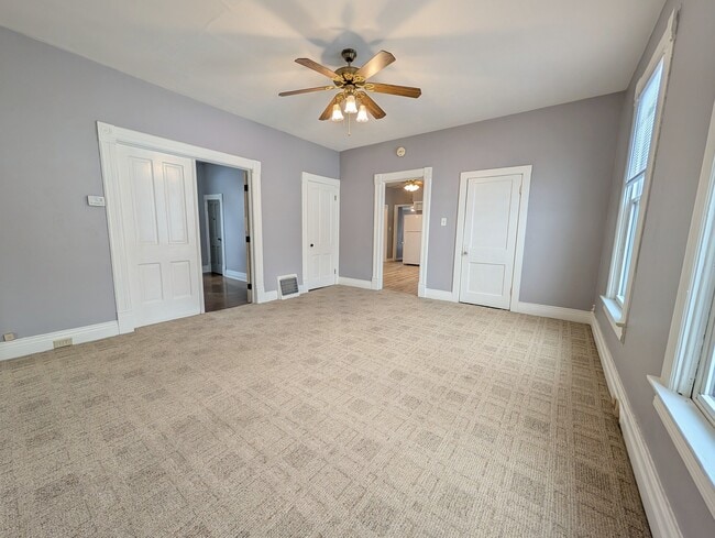 Photo - 306 N State St Unit 1