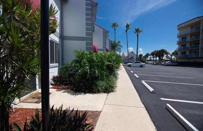 Photo - 1004 Ocean Park Ln