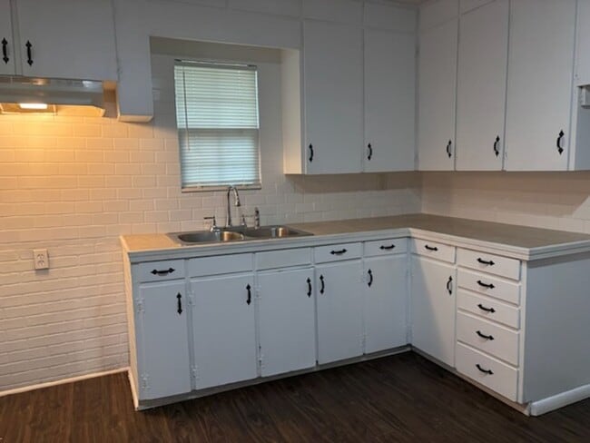 Photo - 3764 Camilla Dr