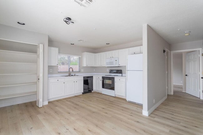 Photo - 7650 E Williams Dr