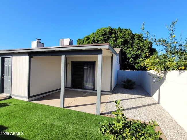 Photo - 2129 W Tyson St