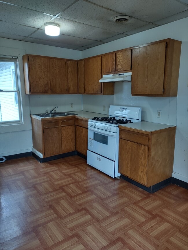 Photo - 601 E South St Unit 1