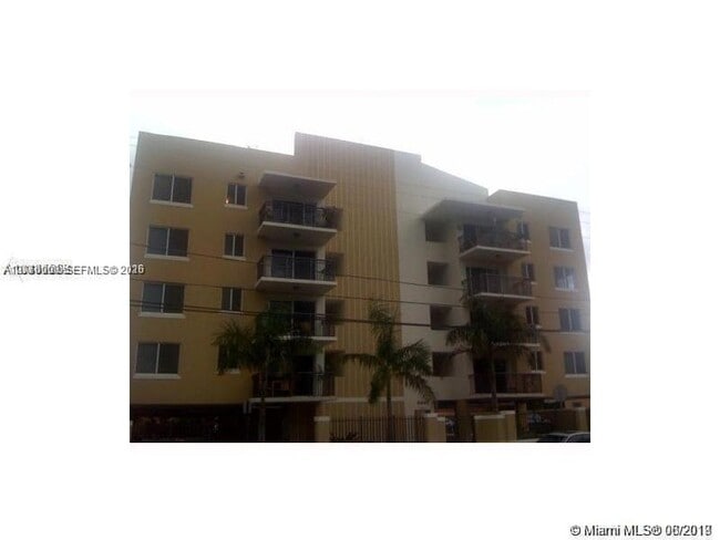 Building Photo - 2647 NW 25th Ave Unit 210