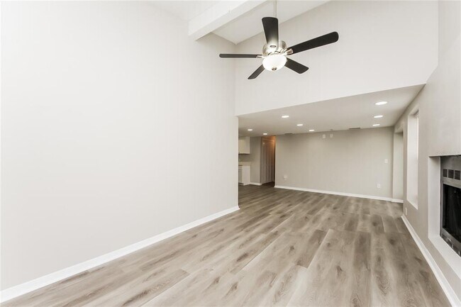 Photo - 3235 Timberline Rd