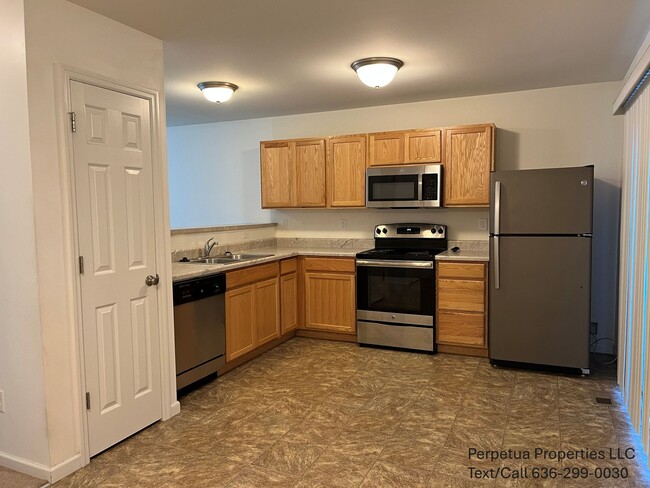 Photo - 1849 Basston Dr