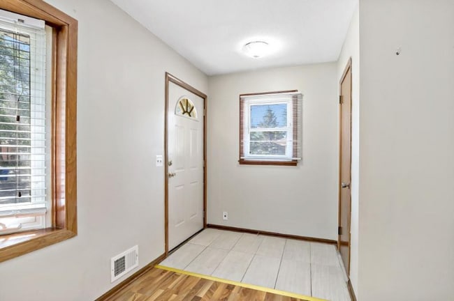 Photo - 7534 4th St NE