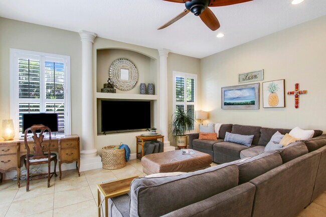 Photo - 511 Cypress Ct