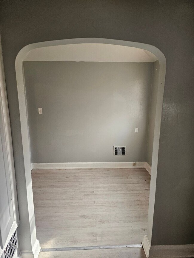 Photo - 16505 Stansbury-3 BED AND 1 BATH FOR RENT(w/ bonus room)