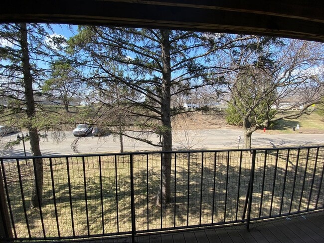 Photo - V10301-215 Unit 301-215