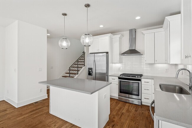 Photo - 21 Shepard St