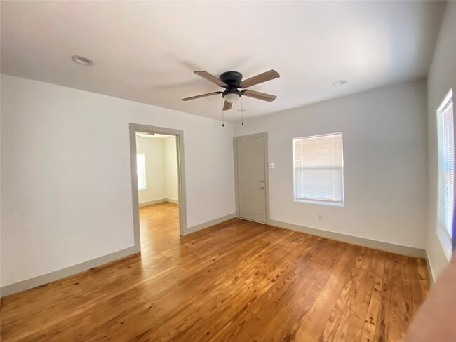 Photo - 826 Fowlkes St