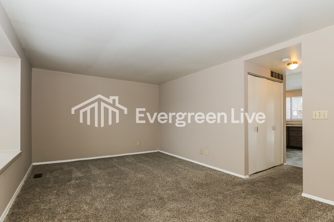 Photo - 7566 Mt Whitney