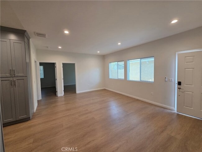 Photo - 121 N Baymar Ave