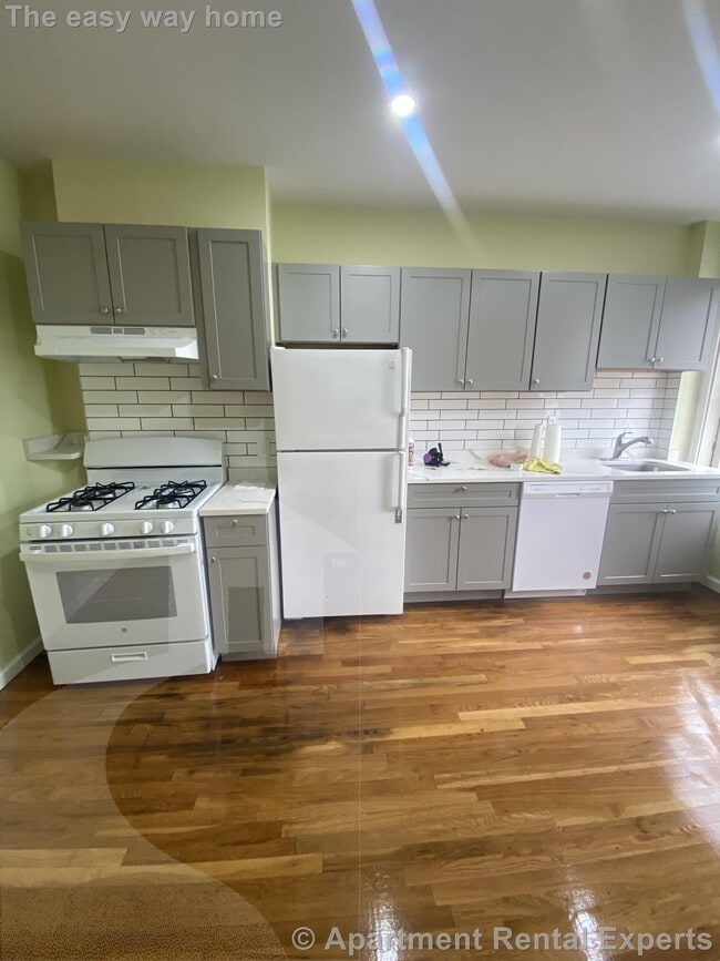 Photo - 449 Somerville Ave Apartments Unit 2