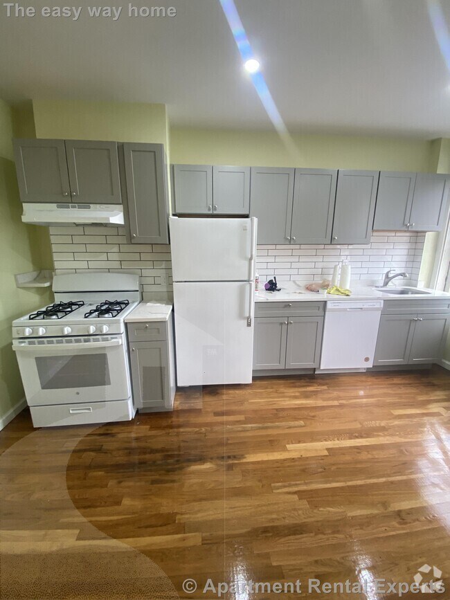 Building Photo - 449 Somerville Ave Unit 2 Rental