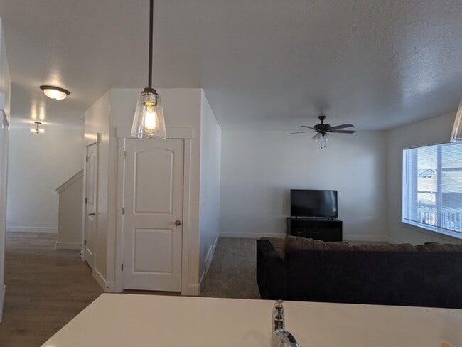 Photo - 16127 S Truss Dr