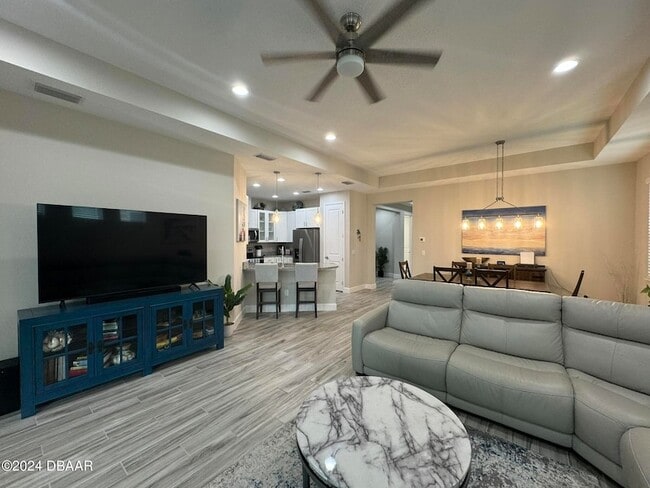 Photo - 903 Coral Reef Way