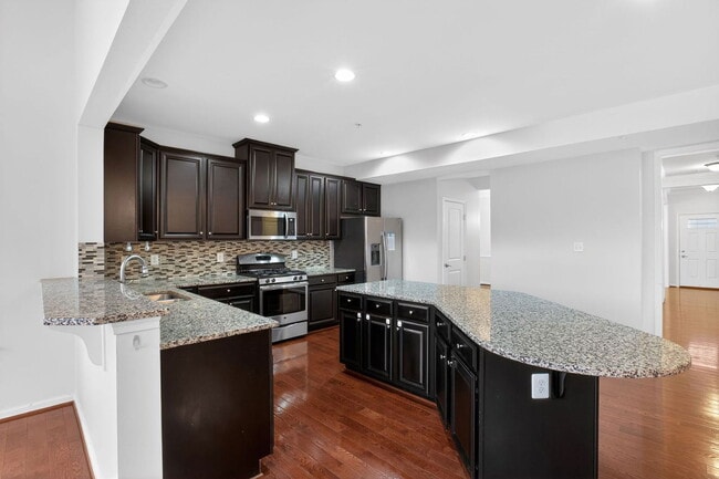 Photo - 108 Pollen Dr